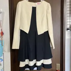 ワンピーススーツ ベージュ×黒