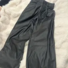 裏起毛 黒合皮パンツ