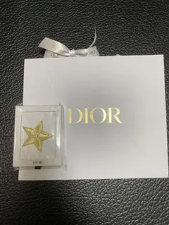 Dior ピンバッジ ショッパー