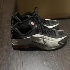 2026年最新】NIKE shox r4の人気アイテム - メルカリ