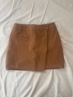 スリットミニスカート