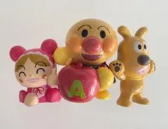 バスボールの中身　アンパンマン フィギュアセット