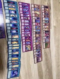 遊戯王デュエルモンスターズ カードまとめ売り 90枚程のサムネイル