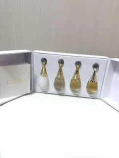 【非売品】ノベルティ　Dior バースデーギフト ジャドール