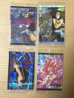 ワンピース　ウエハース　カード　4枚