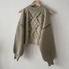 MURUA カットアウトショルダー ケーブルニット ベージュ