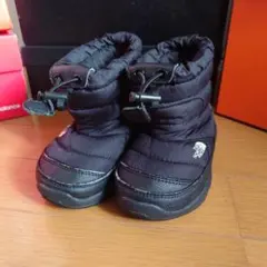 THE NORTH FACE 子ども用ブーツ ブラック