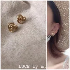15 再再...販 チタンピアス ゴールド 3連リング 小ぶり フープ シンプルのサムネイル