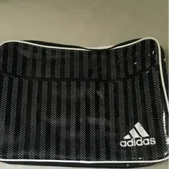 adidas エナメルバッグ