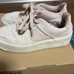 NIKE AIR FORCE 1 SAGE LOW ピンクベージュ23.5cmのサムネイル