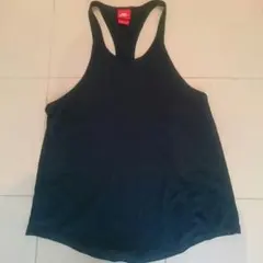 「NIKEタンクトップ」