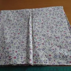 R*_様 紫色系小花柄 綿生地 コットンこばやし