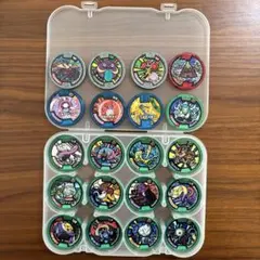 妖怪ウォッチ 妖怪メダル 20個セット＋メダル入れケース付き