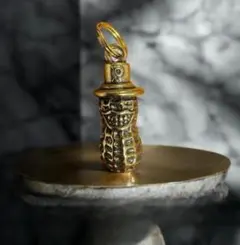 真鍮　ピーナッツ型キーホルダー　リング　落花生 縁起物　キーリング