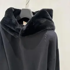 MARNI マルニ　フードファー　パーカー　ステッチロゴのサムネイル