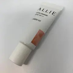 ALLIE クロノビューティ カラーオンUV チーク 02のサムネイル