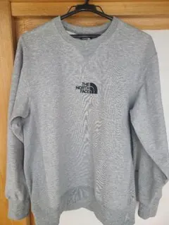 THE NORTH FACE スウェット グレー クルーネックのサムネイル