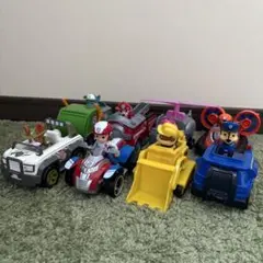 パウ・パトロール 車両８台セット