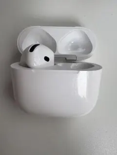 Apple AirPods 4 本体 ノイキャンなし - メルカリ