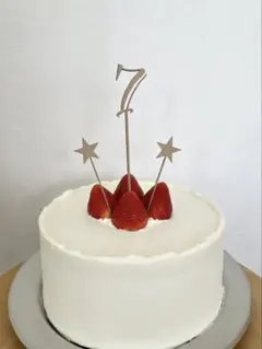 年齢　数字　7 ケーキトッパー　誕生日　お祝いアイテム　7歳　木製