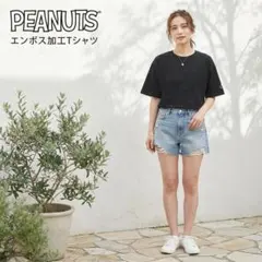 PEANUTS ピーナッツ Tシャツ M エンボス加工 スヌーピー 黒 美品