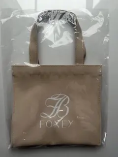 FOXEY エナメルミニトートバッグのサムネイル