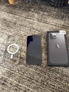 Apple iPhone 13Pro Max本体 ケース付き