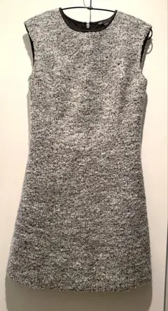 Armani ノースリーブ　ミニワンピース グレー　アルマーニ　ワンピースのサムネイル