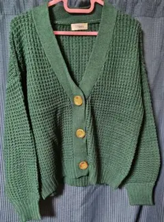 カーディガン　グリーン