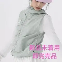 umbro×fekete ギャザーフーディーベスト ネイビー - メルカリ