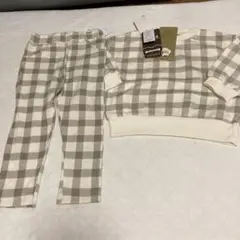 チェックのトレーナー