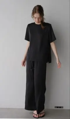 LOHEN ベビーサテンTシャツブラウス GREY 梅田阪急POPUP限定 - メルカリ