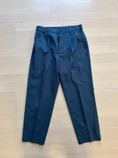 UNIQLO ユニクロ タックテーパードパンツM　76～84cm