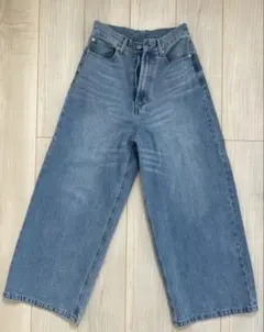 ワイドルーズデニムパンツのサムネイル