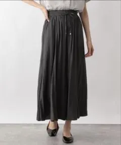 週末お値下げ♡2580円→1580円グローバルワーク　さらさらリラックスフレア