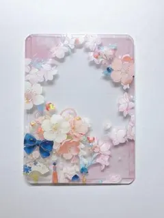 【503】硬質カードケース　デコ　B8