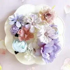 ♡A-13 ラプンツェル風　フラワークリップ　ヘアピン　髪飾り　アレンジ　造花