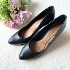 美品✨️CARRANO カラーノ ポインテッドトゥ 黒 37 23.5 レザー