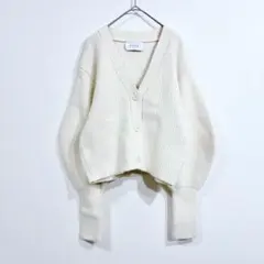 ETRETOKYO エトレトウキョウ　パフスリーブ　ニットカーディガン　ショートのサムネイル
