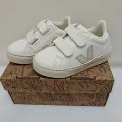 VEJA 　SMALL ESPLAR LEATHERのサムネイル