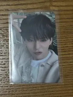 treasure 4周年 マガジン トレカ ヨシ