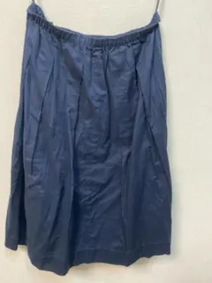 ✴︎✴︎ユニクロ　ネイビー　スカート M