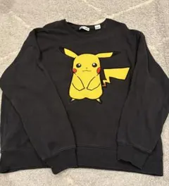Levi’s ポケモンコラボ ピカチュウ トレーナー・スウェット 黒