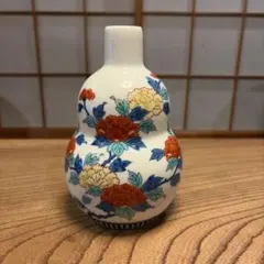 12代今泉今右衛門 錦牡丹絵 瓢箪型 花入 美品 - メルカリ