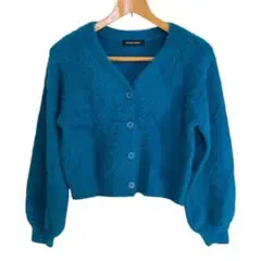 QUEENS COURTクイーンズコート長袖カーデ　Vネック　ターコイズブルー