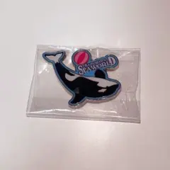 最終値下げ 鴨川シーワールド ピンバッジ シャチ ルーピングキックのサムネイル