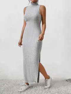 タートルニットワンピース　グレー　新品未使用　スリット入り　タイト　ノースリーブ