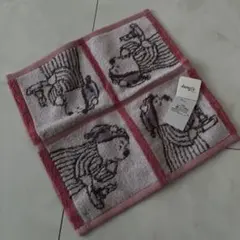 Disney プーさん　デザインタオル ピンク紫