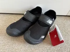 新品New Balanceニューバランス サンダル 21cm 黒