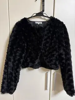 黒のファーボレロ　150